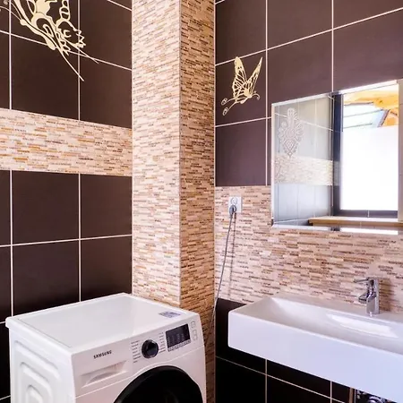 Delta House Casa de Férias *