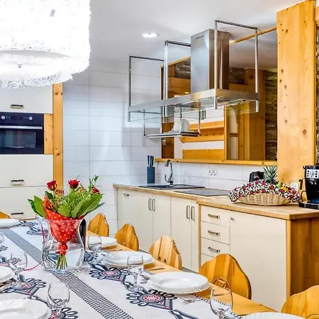 Delta House Holiday home
