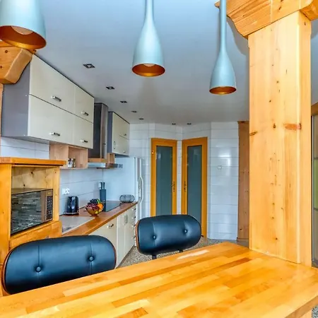Delta House Holiday home *