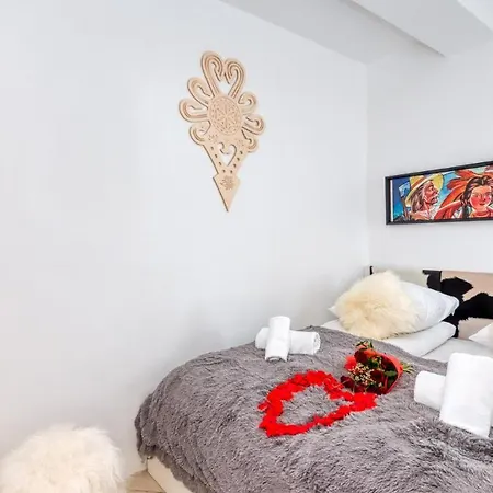 Delta House Holiday home